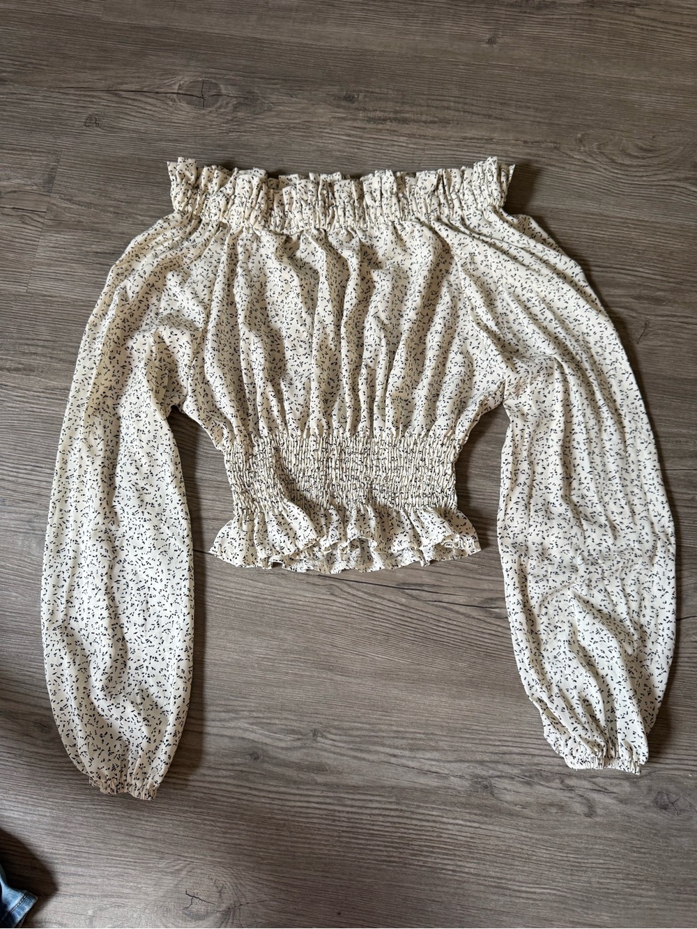 Smocked Off-Shoulder Floral Crop Top — Cream with Black Speckle